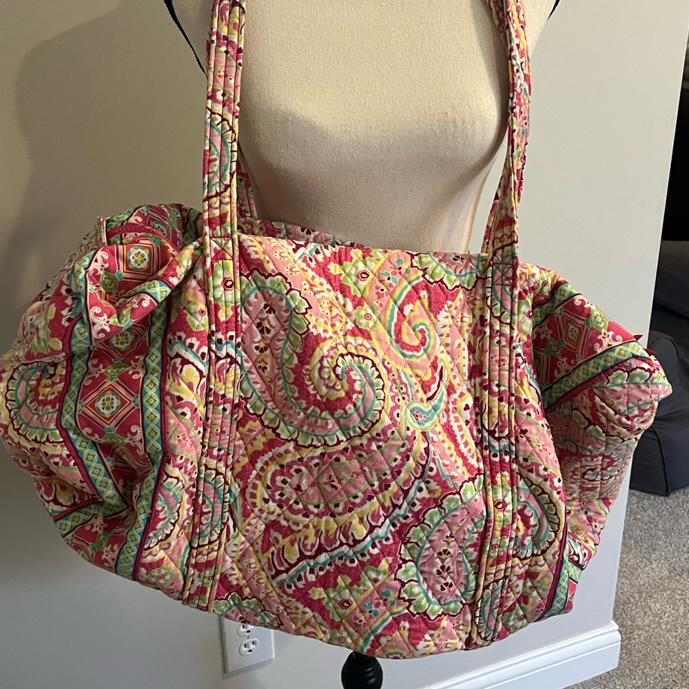 Patterned Vera Bradley tote bag